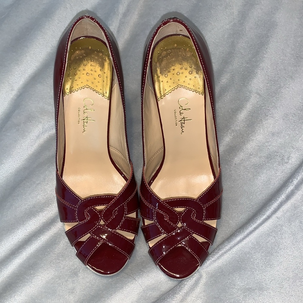 Cole Haan Red Patent Leather Peep Toe burlap fabric heel criss cross Nike  9.5 - Picture 2 of 6